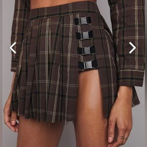 Dolls Kill Women’s Olive and Brown Sweetheart Pleated Skirt. Size M and Size L